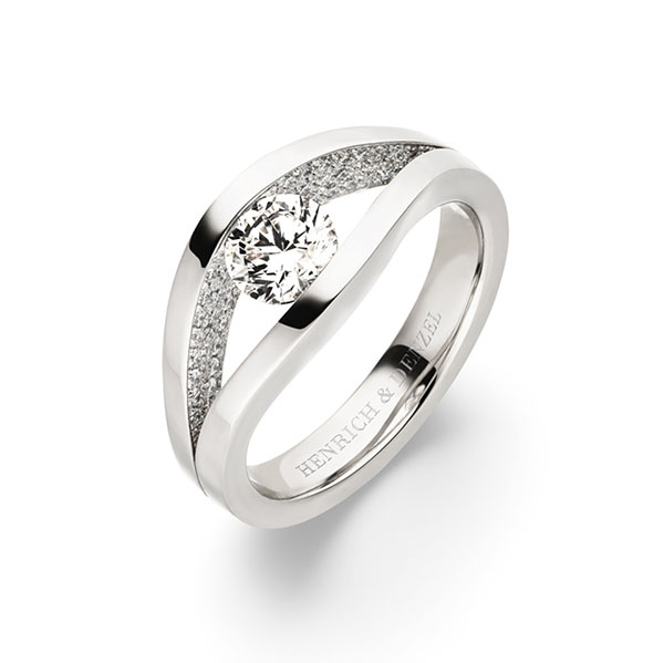 Diamond Solitaire Engagement Ring