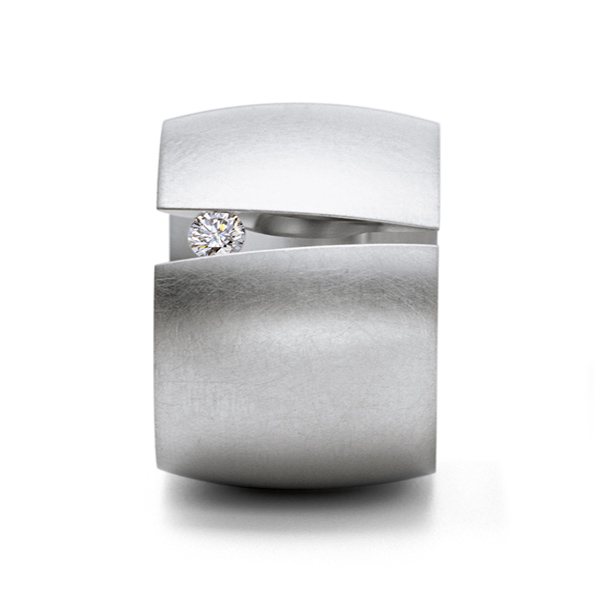 'B18' Steel Tilted Diamond Tension Ring