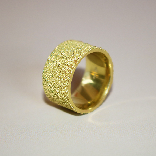 'Schneebecherling' Gold Band