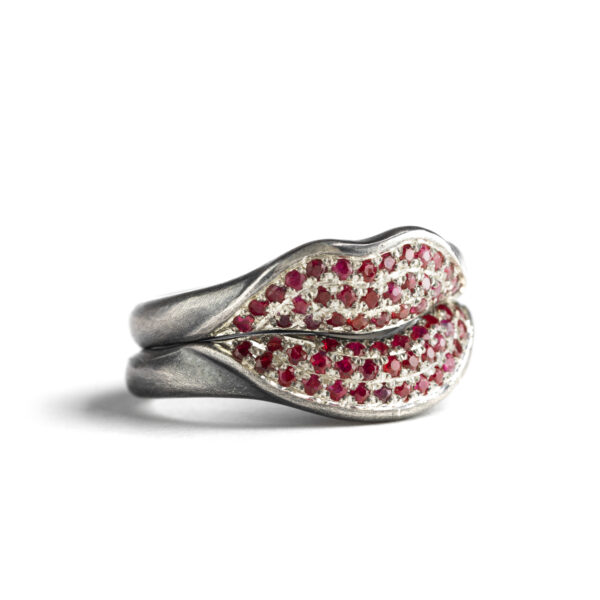 'Lips' Ruby Rings