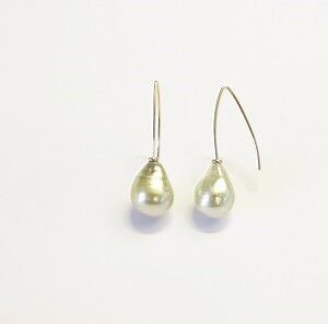 Fiji Cultured Pearl Earrings