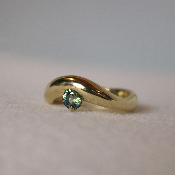 Pillow Wave Sapphire Solitaire