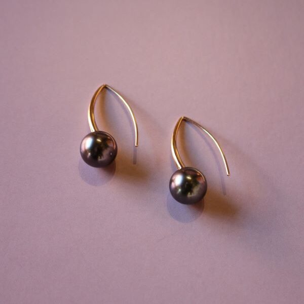 'Modern Classics' Navette Marutea Cultured Pearl Earrings