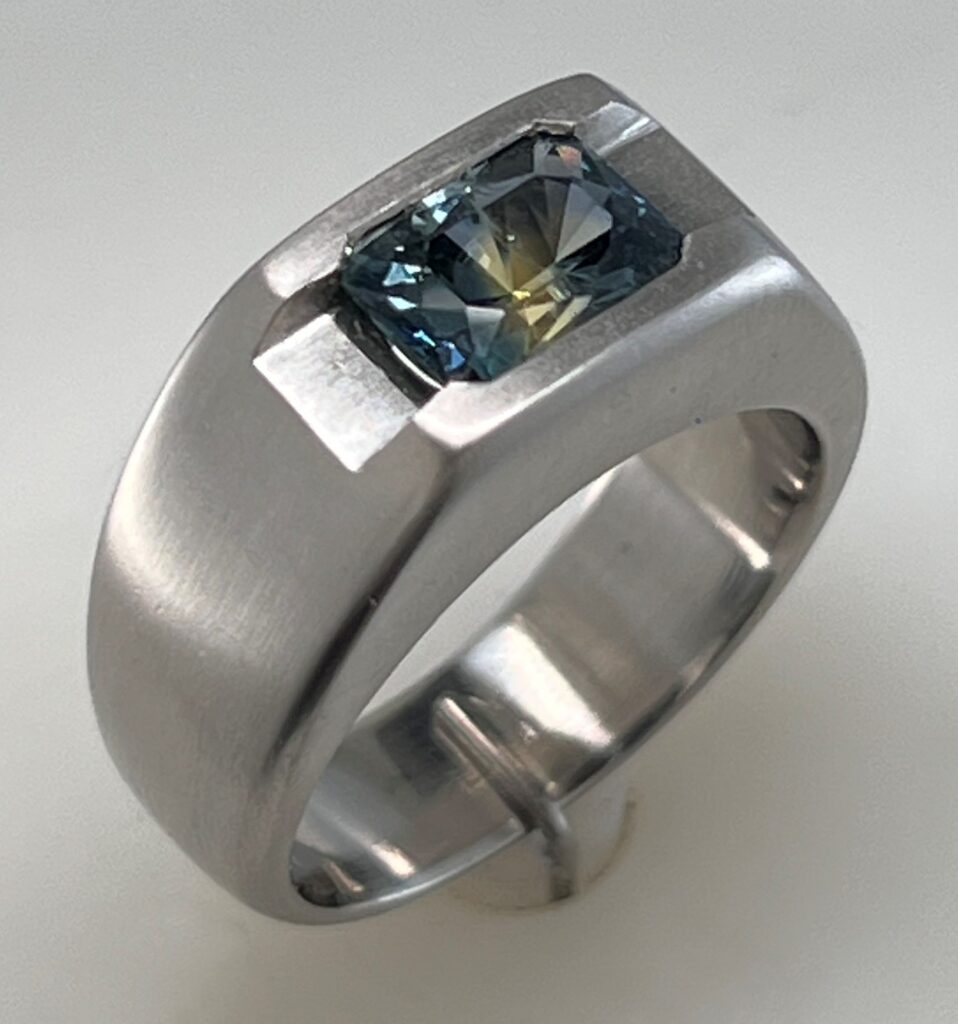 Griffin Bi-color sapphire-pt