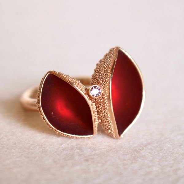 'Edelbecherling Cups' Sapphire Ring