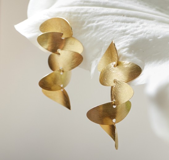 Short 'Samoa' Dangle Earrings