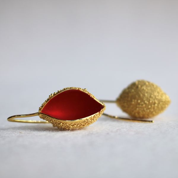 'Edelbecherling Berry' Earrings